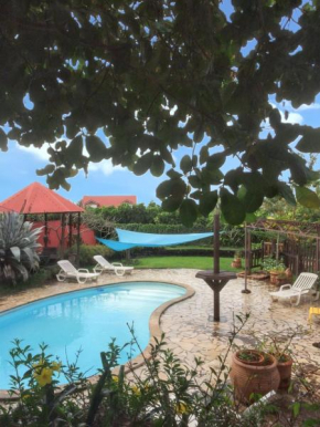 Bungalow idyllique à Trois-Rivières avec piscine partagée